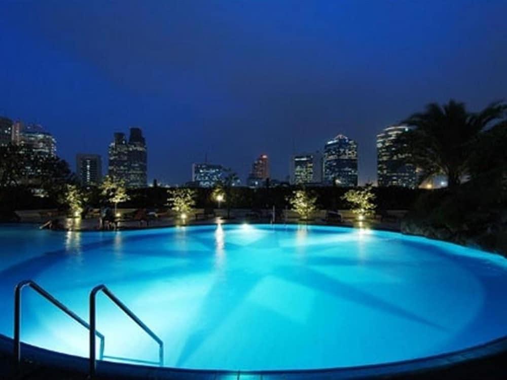 Batavia Hotel & Serviced Apartments Jakarta Eksteriør bilde