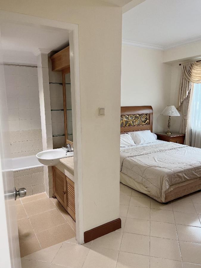 Batavia Hotel & Serviced Apartments Jakarta Eksteriør bilde