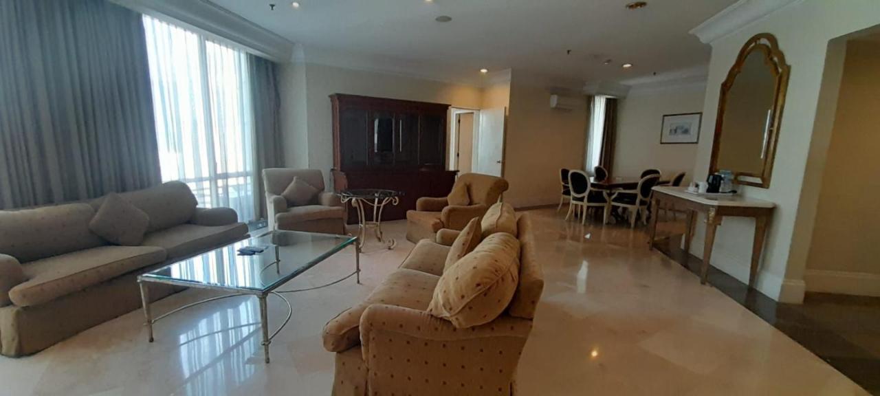 Batavia Hotel & Serviced Apartments Jakarta Eksteriør bilde