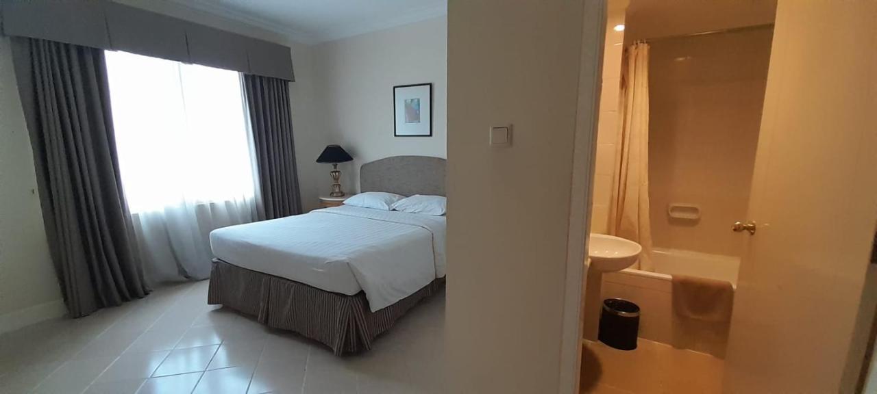 Batavia Hotel & Serviced Apartments Jakarta Eksteriør bilde